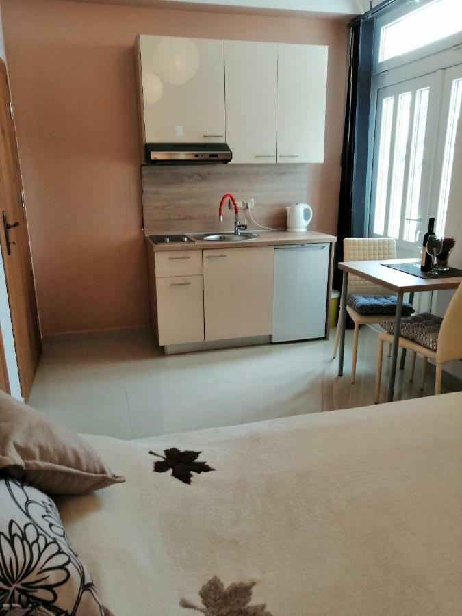 Studio Apartman Irena 2 Биела Екстериор снимка