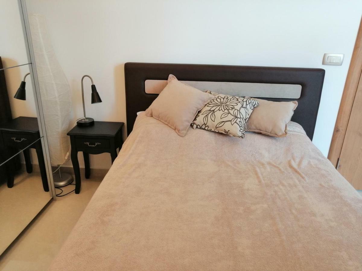Studio Apartman Irena 2 Биела Екстериор снимка