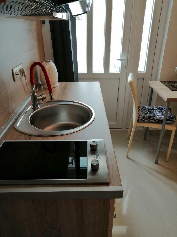 Studio Apartman Irena 2 Биела Екстериор снимка